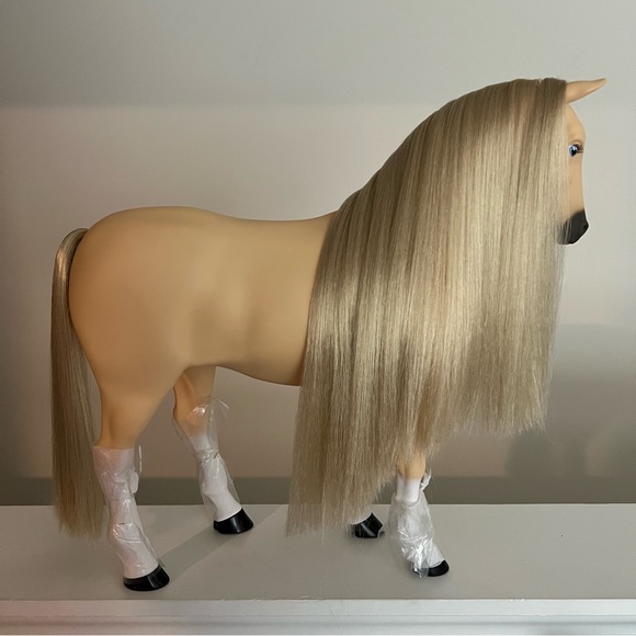 American Girl Hollyhock Horse - Picture 2 of 5